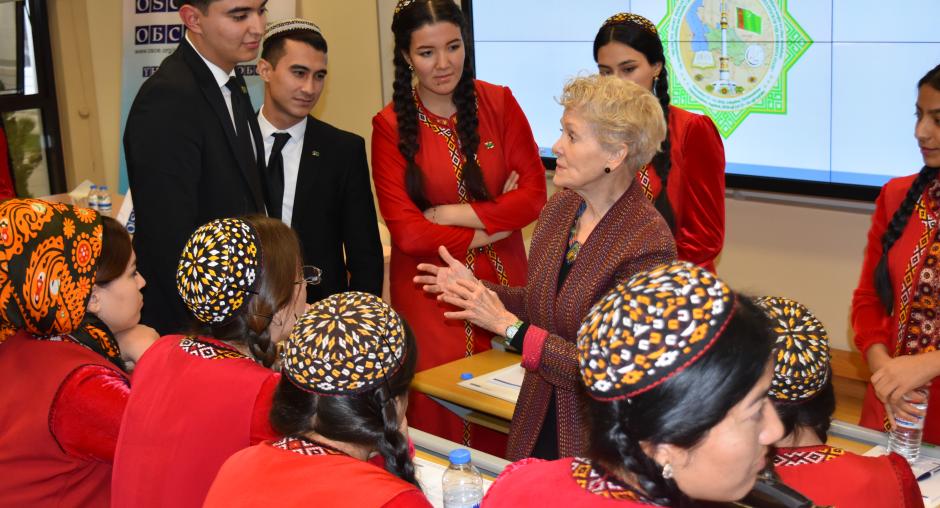 turkmenistan girls