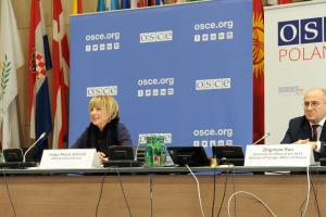 OSCE Secretary General Helga Maria Schmid and OSCE Chairperson-in-Office, Minister of Foreign Affairs of Poland, Zbigniew Rau joint press conference on 13 January 2022 (OSCE)