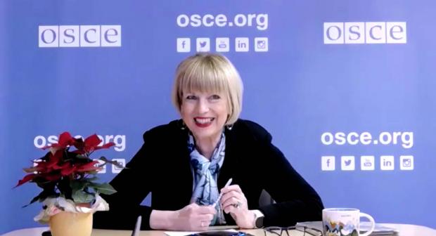 OSCE Secretary General Helga Maria Schmid launching the OSCE Networking Platform on Women Leaders including Peacebuilders and Mediators, 7 December 2021 (OSCE)